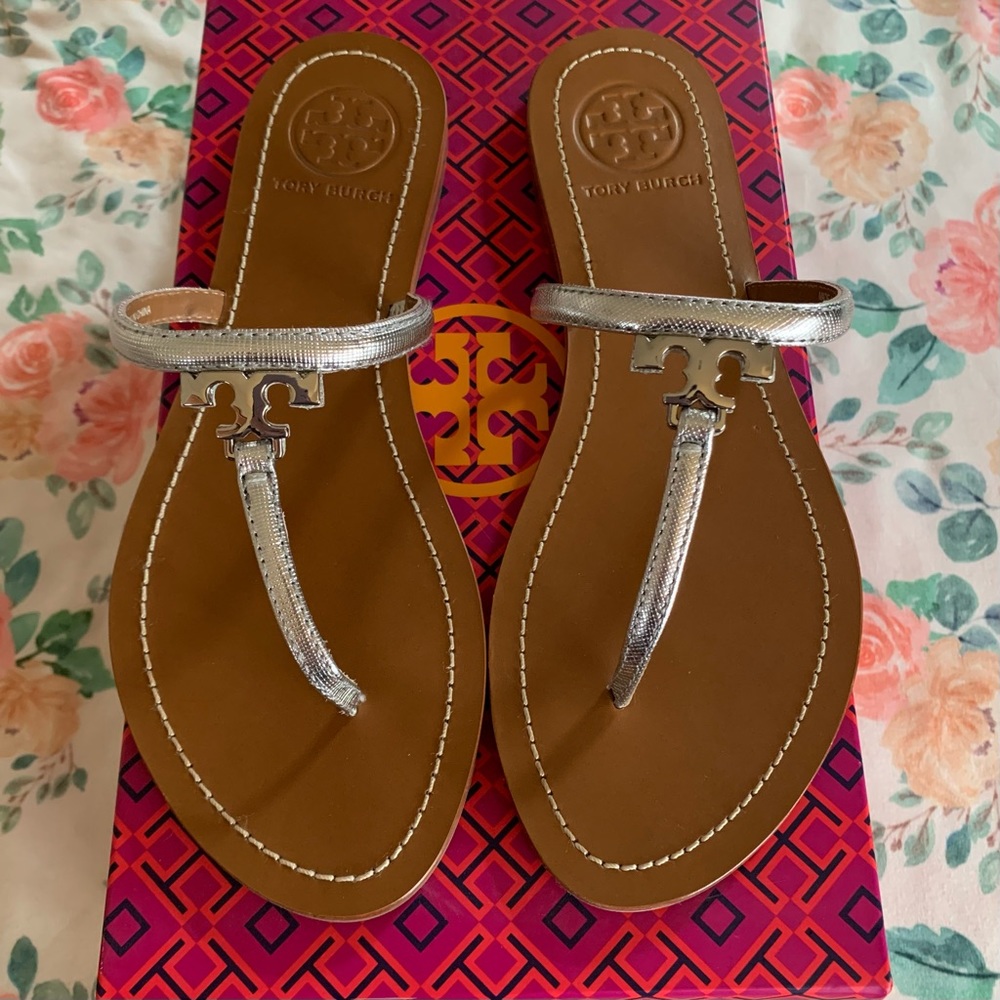 Tory Burch Silver T Logo Flat Thong 7